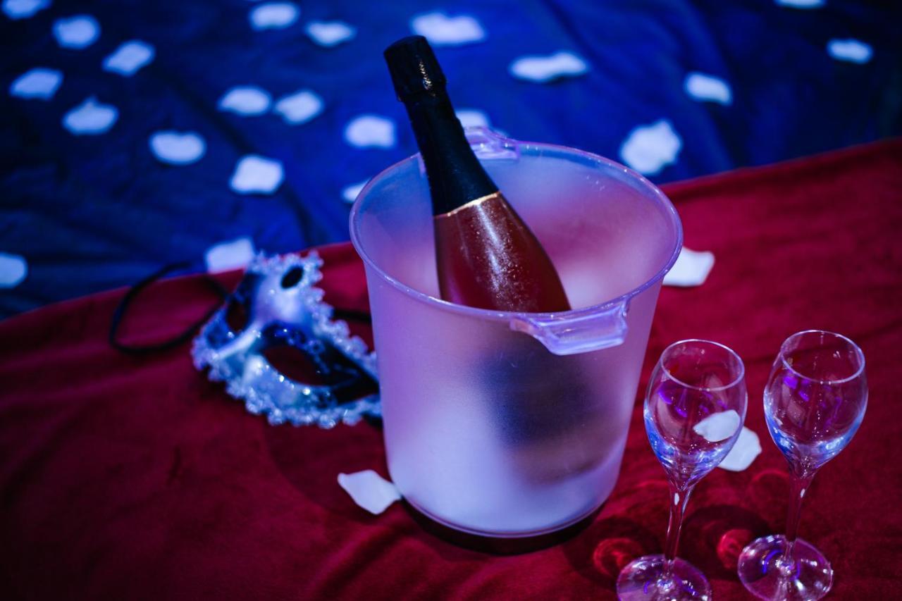 L'Alcove Du 510 - Spa - Chambre Romantique - Sauna - Salle De Jeux Montauban Ngoại thất bức ảnh