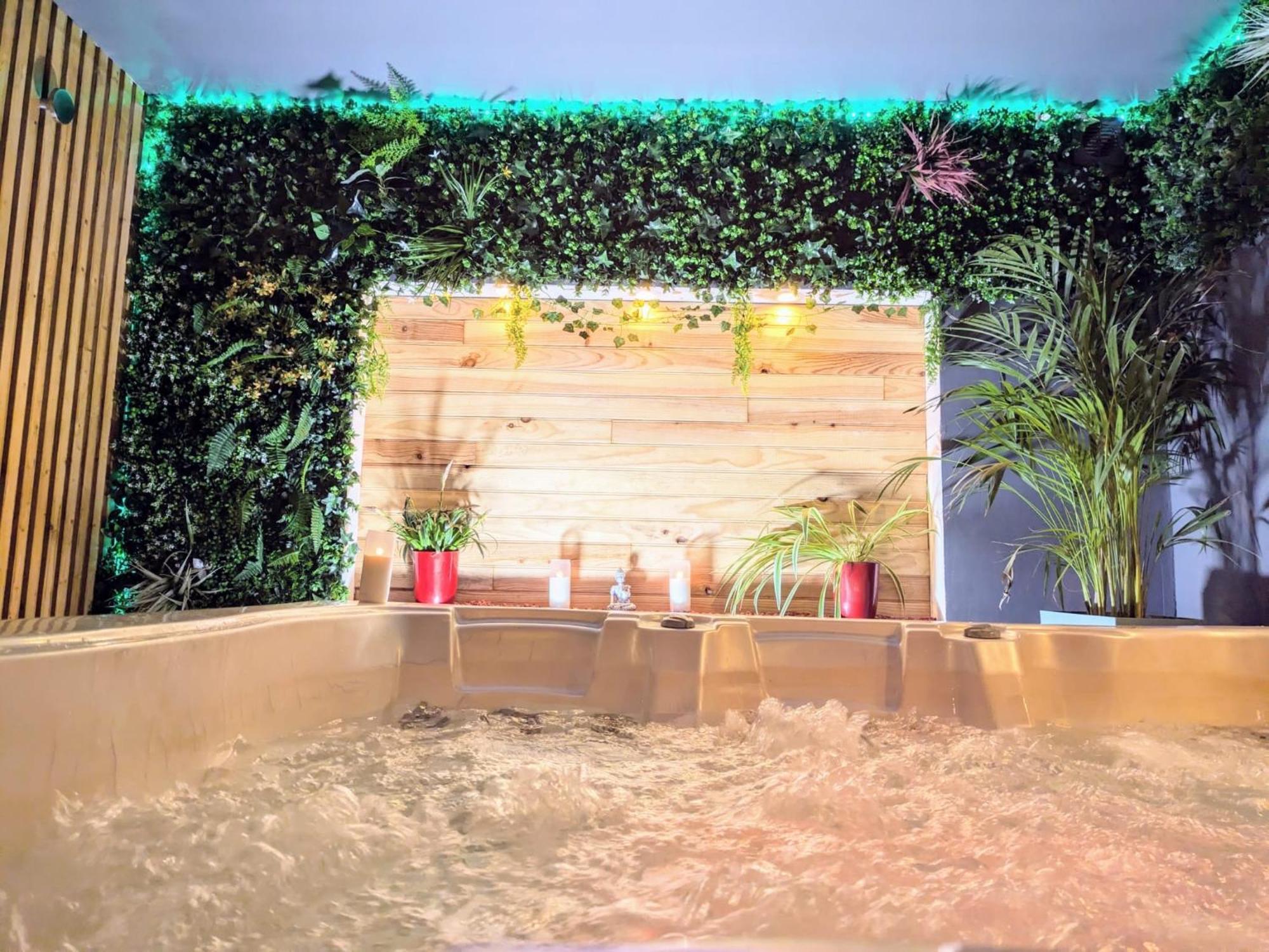 L'Alcove Du 510 - Spa - Chambre Romantique - Sauna - Salle De Jeux Montauban Ngoại thất bức ảnh