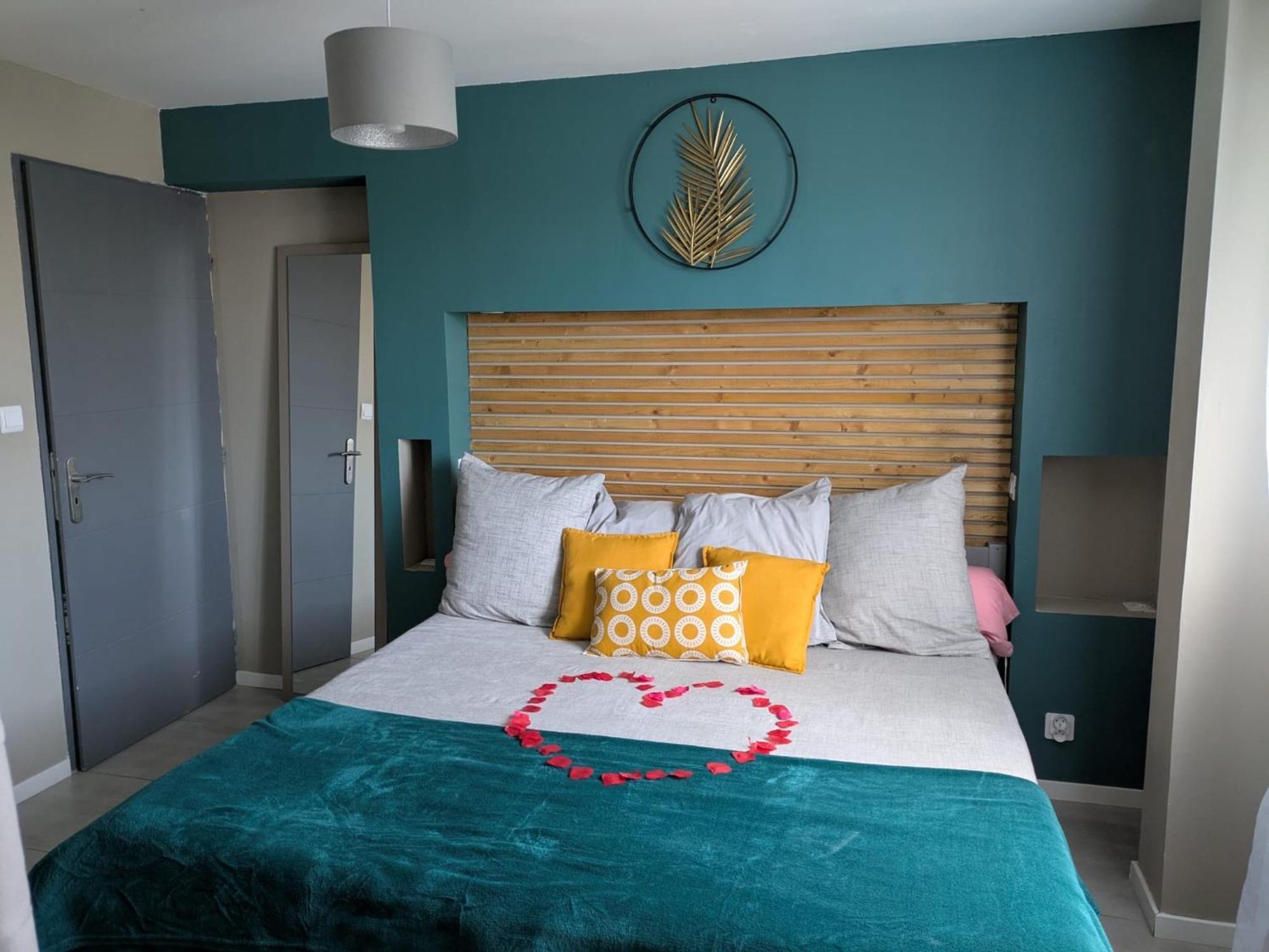 L'Alcove Du 510 - Spa - Chambre Romantique - Sauna - Salle De Jeux Montauban Ngoại thất bức ảnh